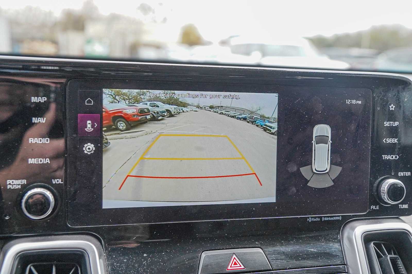 Thumbnail: 2023 Kia Sorento - 16