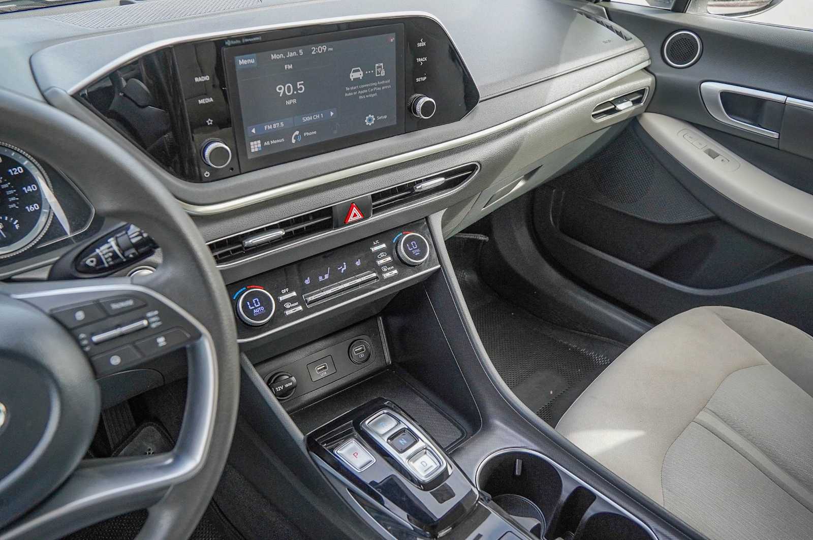 Thumbnail: 2022 Hyundai Sonata - 17