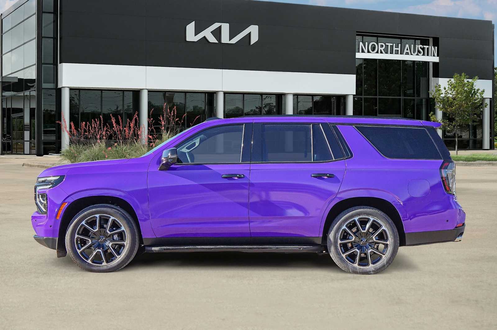 Thumbnail: 2025 Chevrolet Tahoe - 4