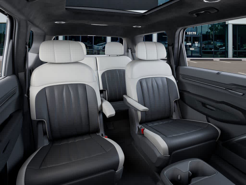 Thumbnail: 2026 Kia EV9 - 16