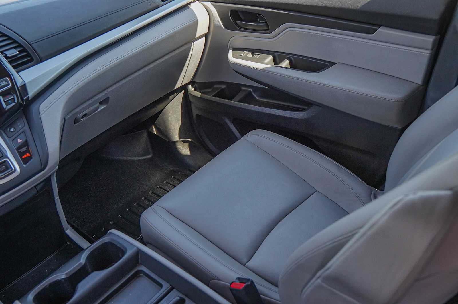 Thumbnail: 2018 Honda Odyssey - 28