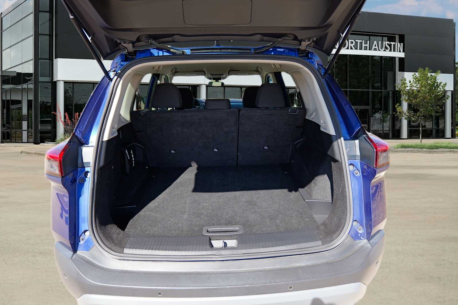 Thumbnail: 2023 Nissan Rogue - 28