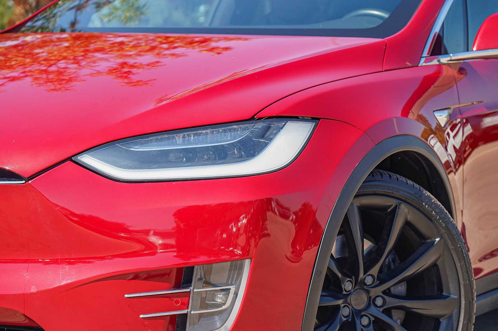 Thumbnail: 2018 Tesla Model X - 3
