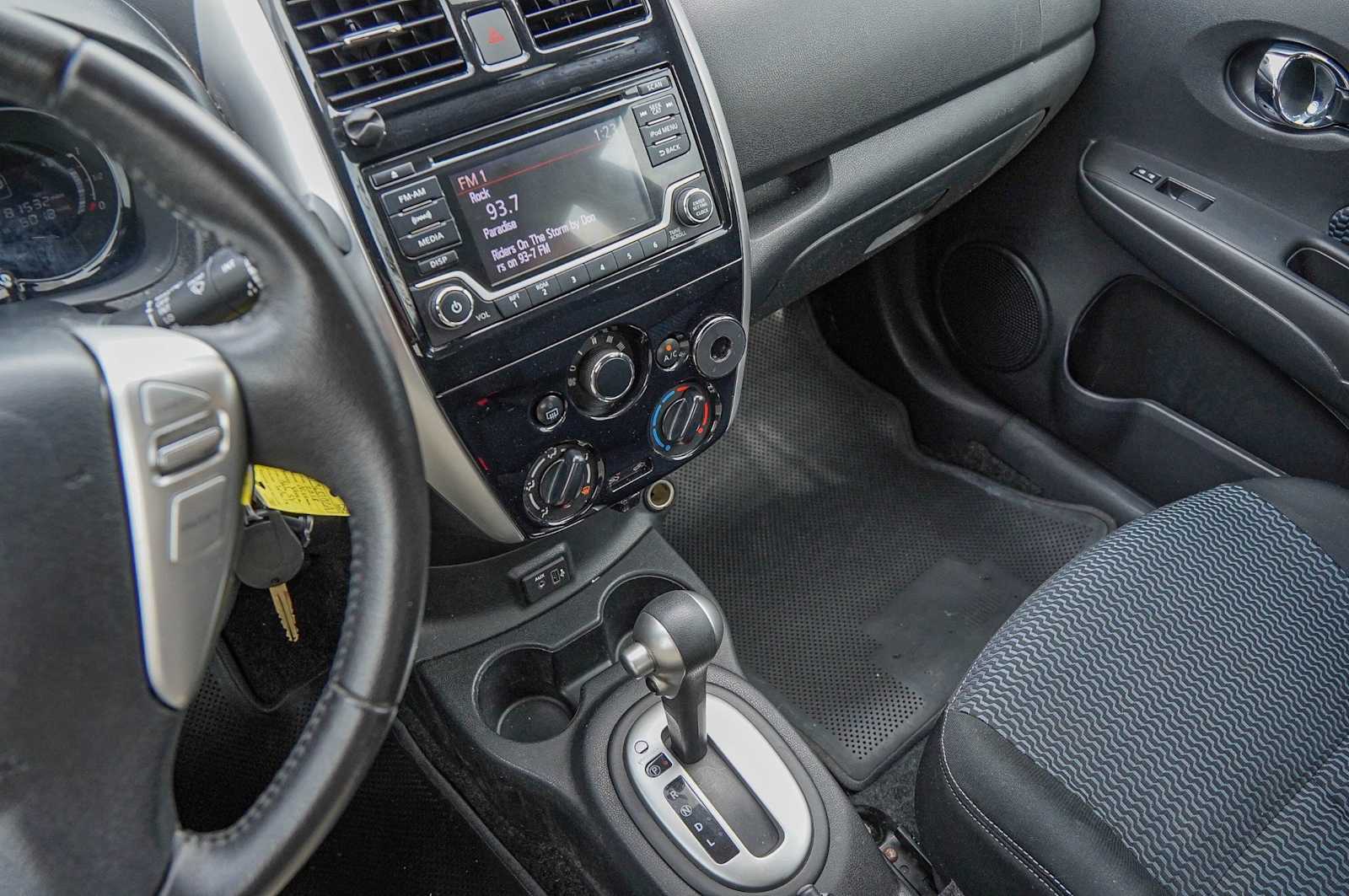 Thumbnail: 2018 Nissan Versa Note - 17