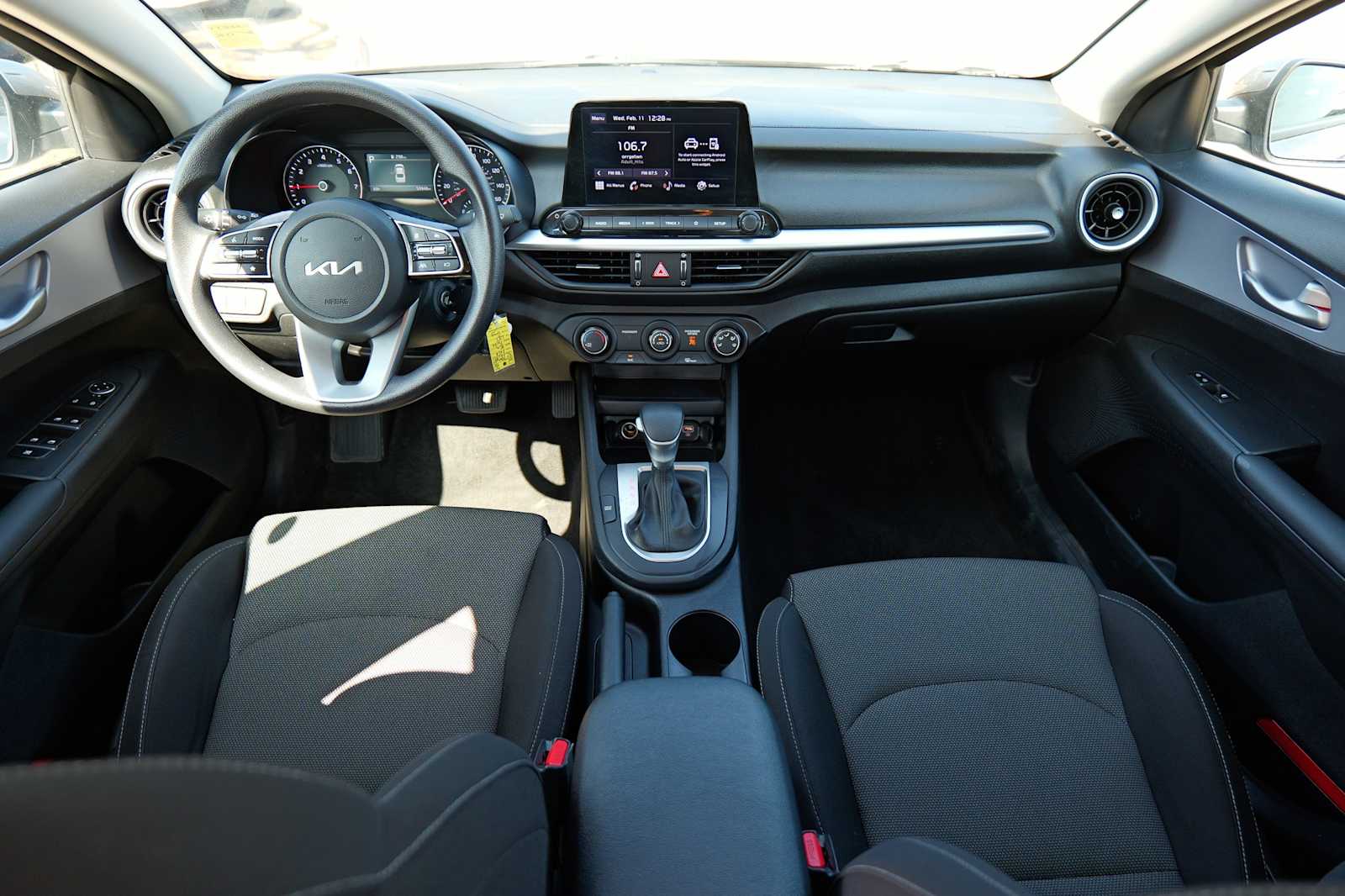 Thumbnail: 2024 Kia Forte - 26