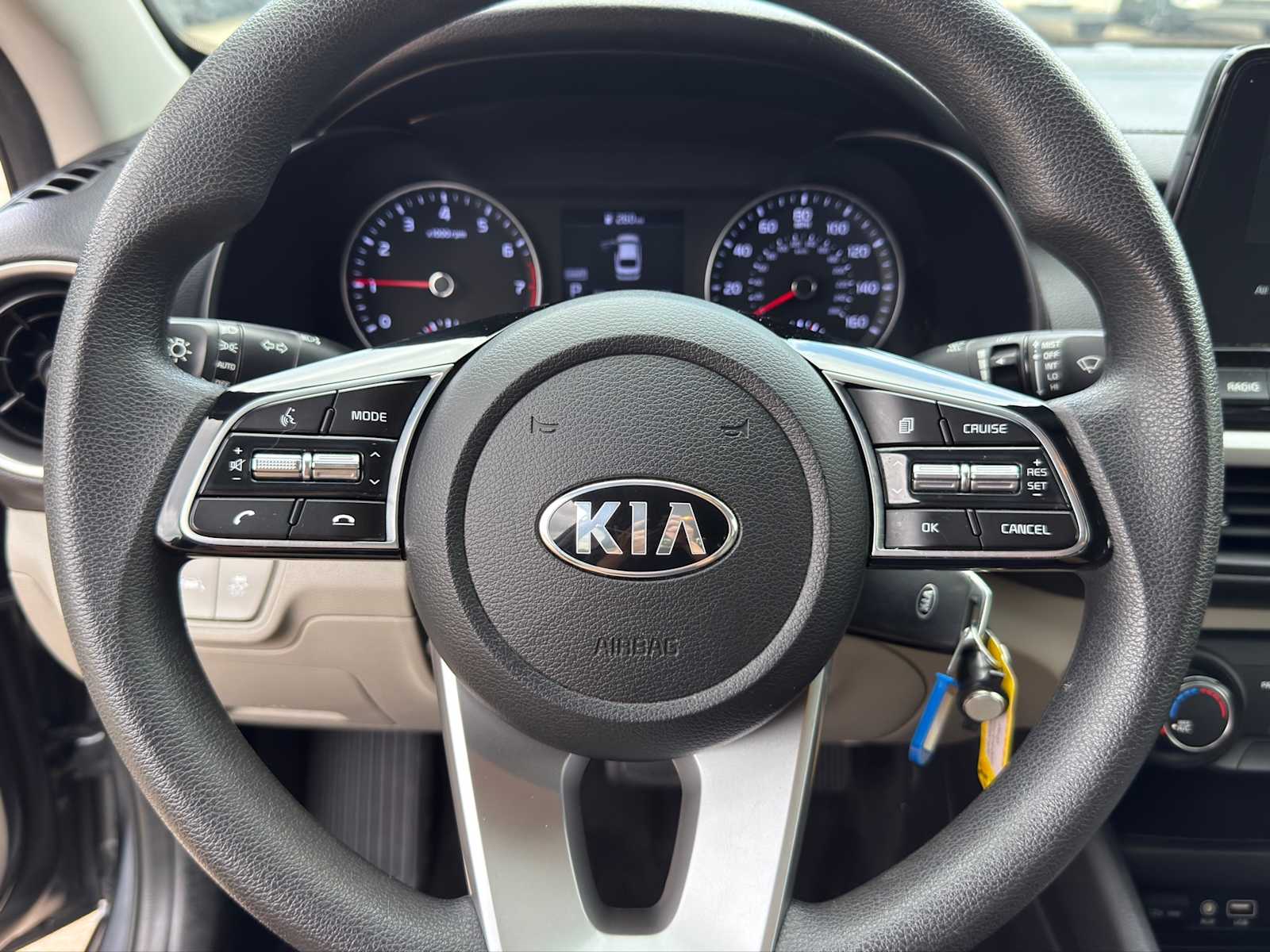 Thumbnail: 2021 Kia Forte - 15