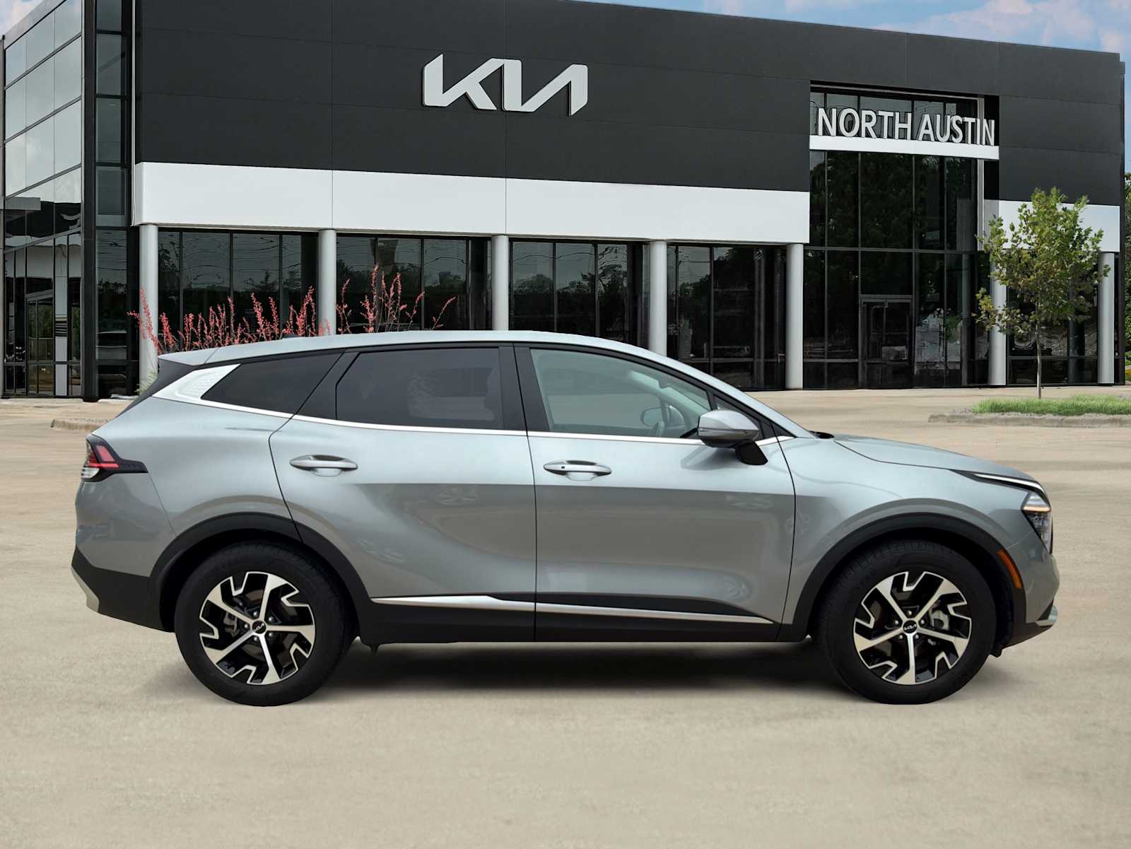 Thumbnail: 2024 Kia Sportage - 5