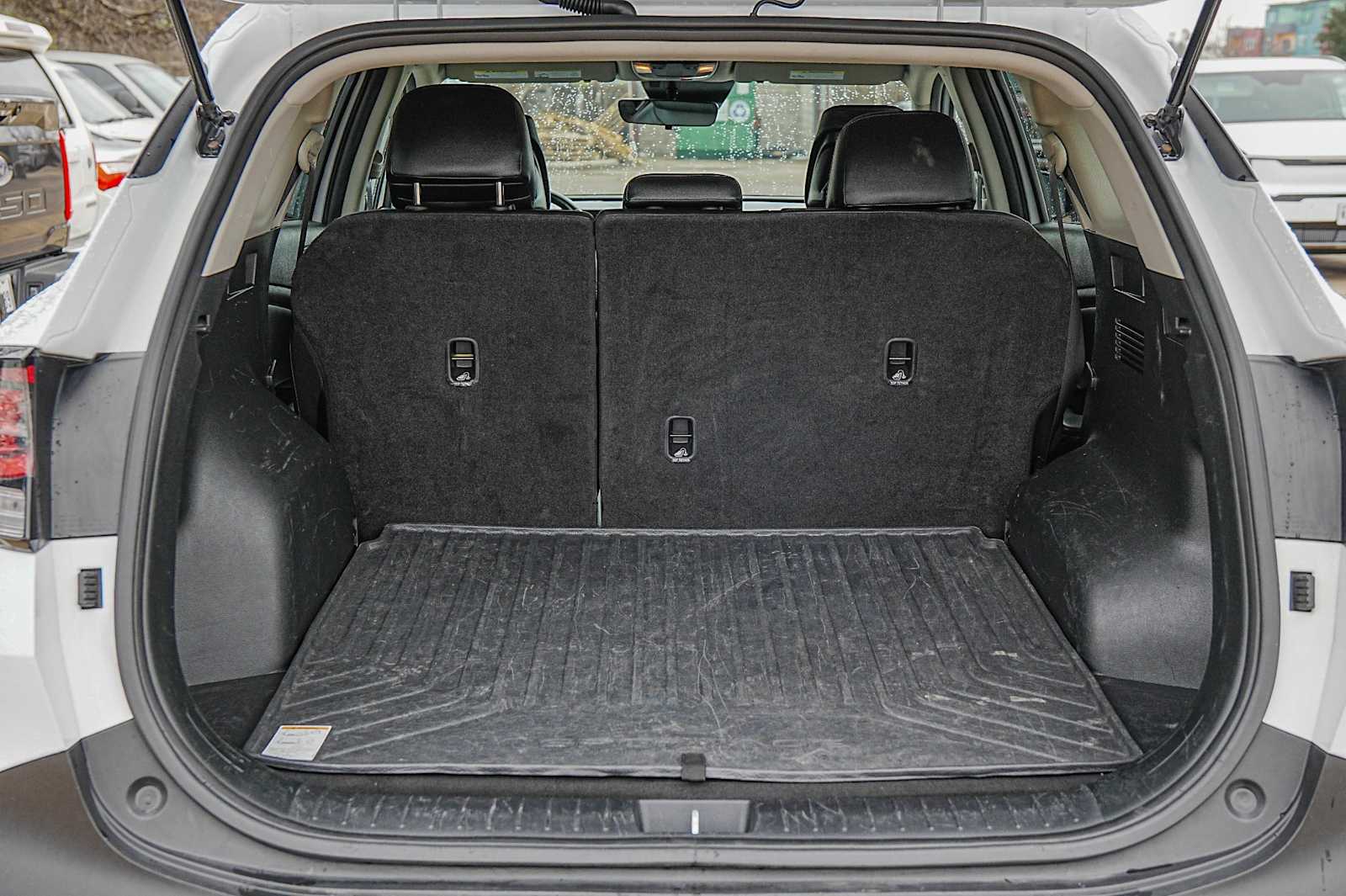 Thumbnail: 2023 Kia Sportage - 31