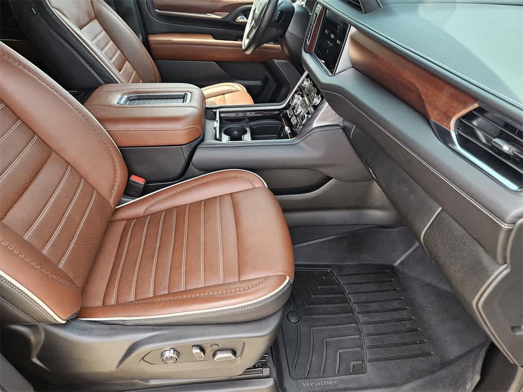 Thumbnail: 2023 GMC Yukon XL - 12