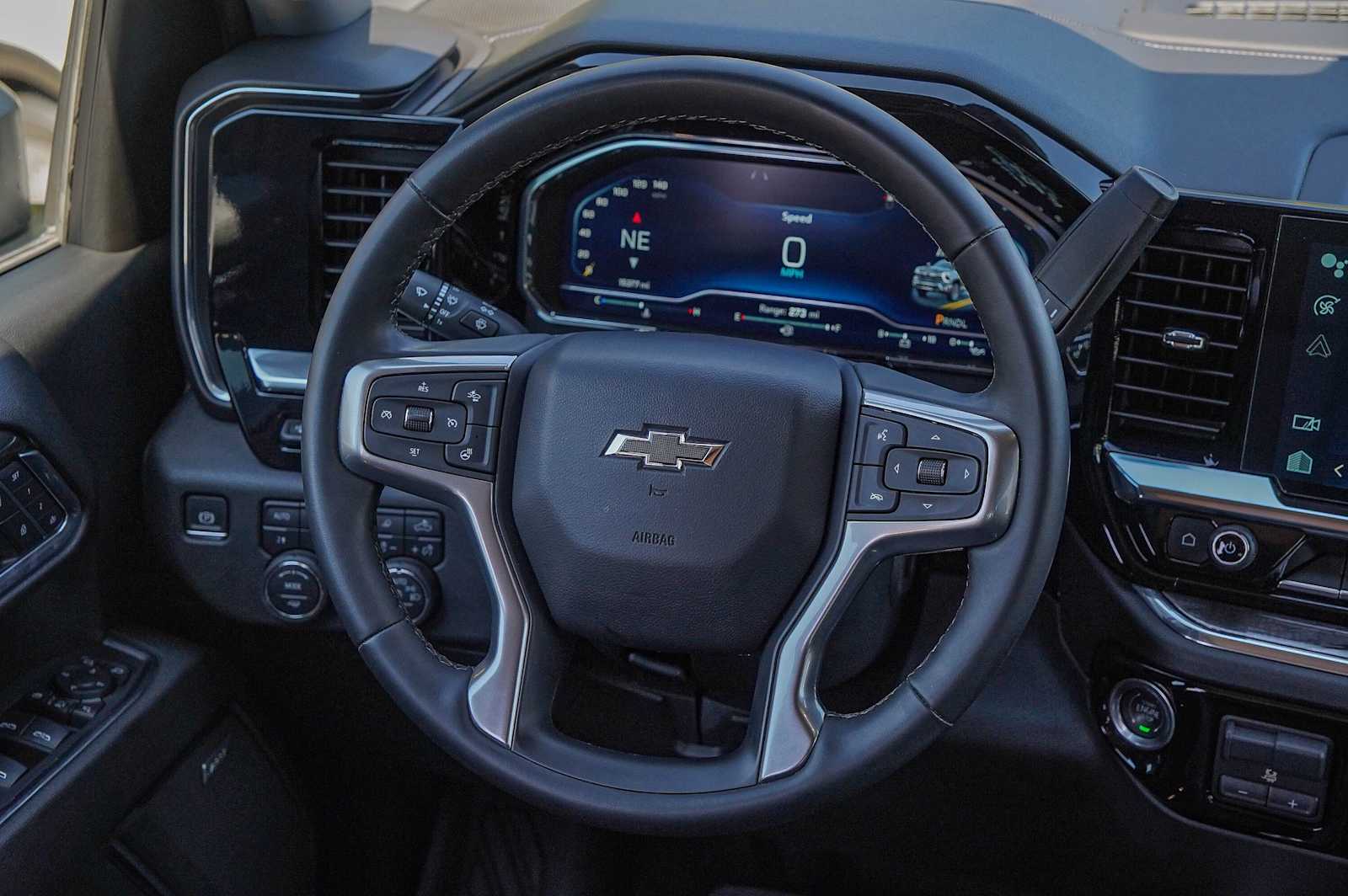 Thumbnail: 2024 Chevrolet Silverado 2500 - 26