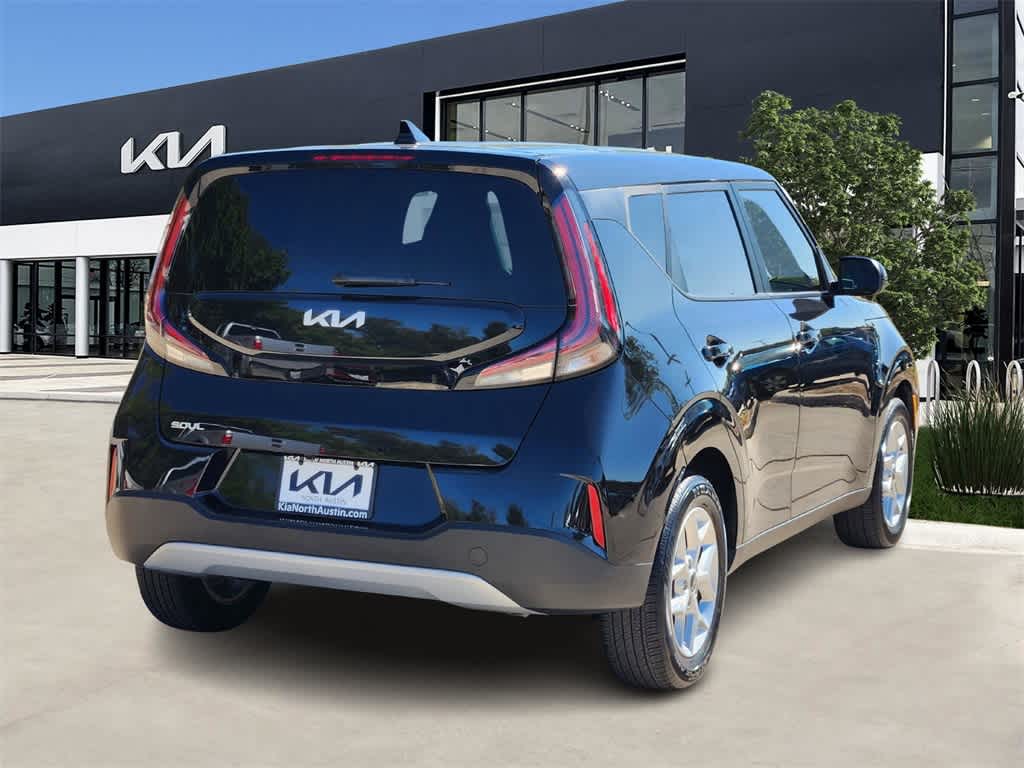 Thumbnail: 2023 Kia Soul - 6