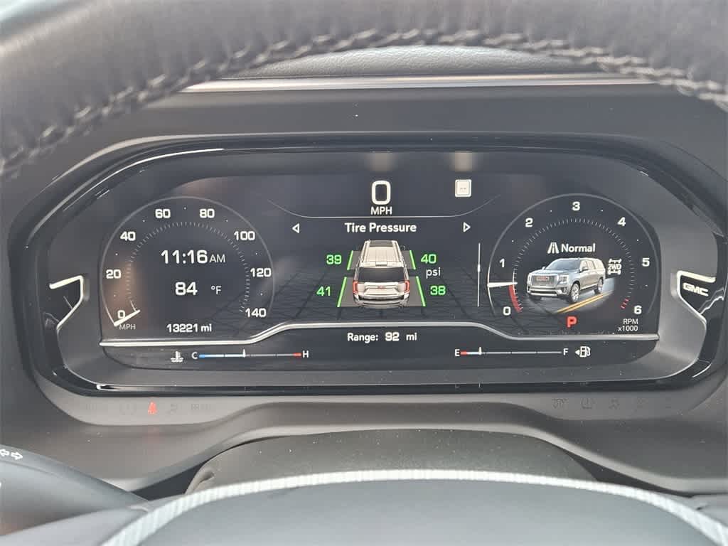 Thumbnail: 2023 GMC Yukon XL - 15