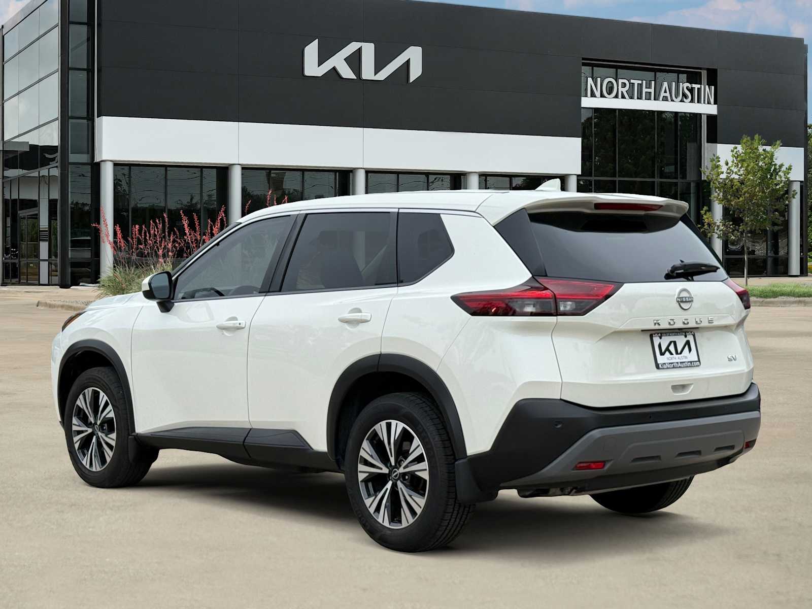 Thumbnail: 2023 Nissan Rogue - 4