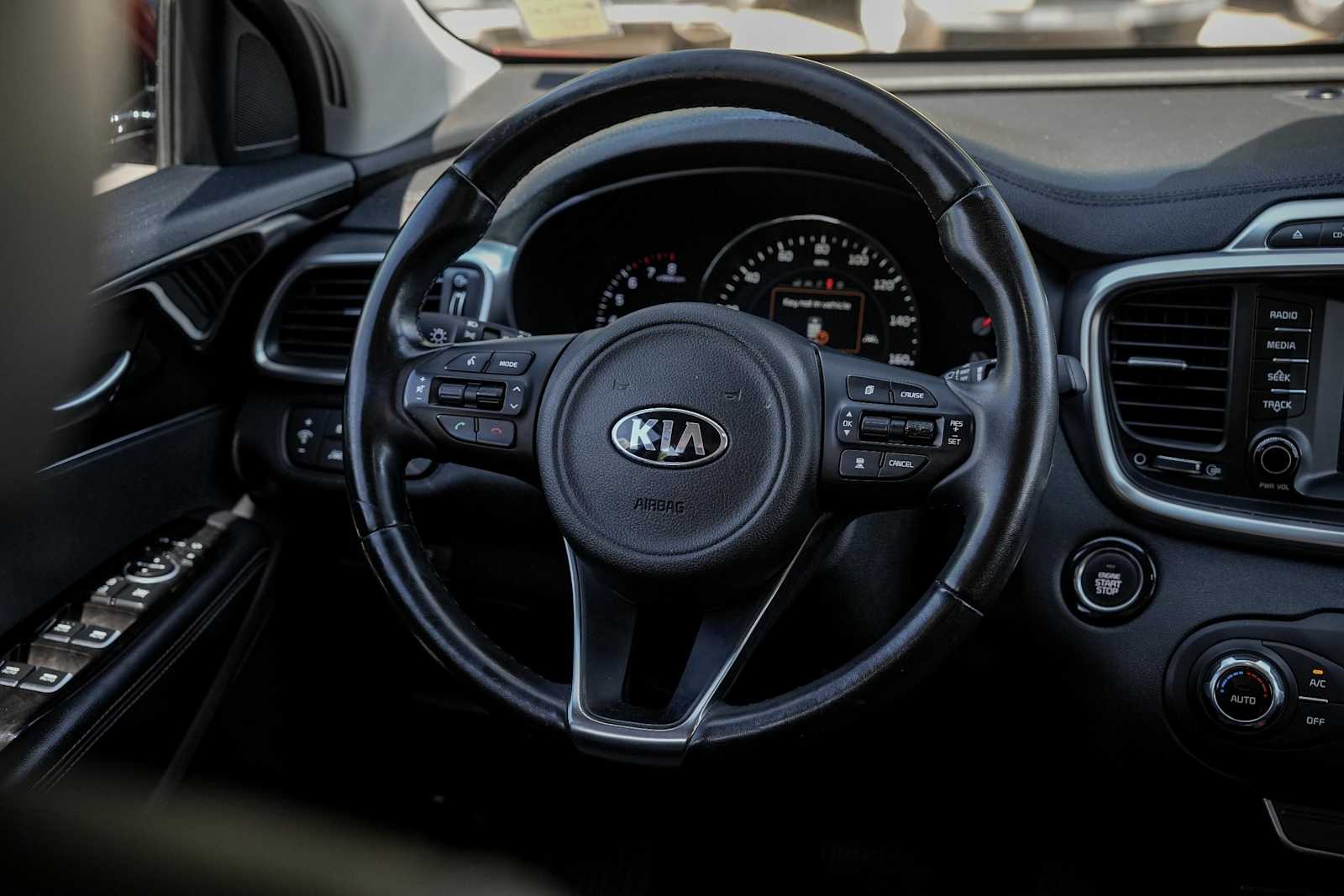 Thumbnail: 2018 Kia Sorento - 25