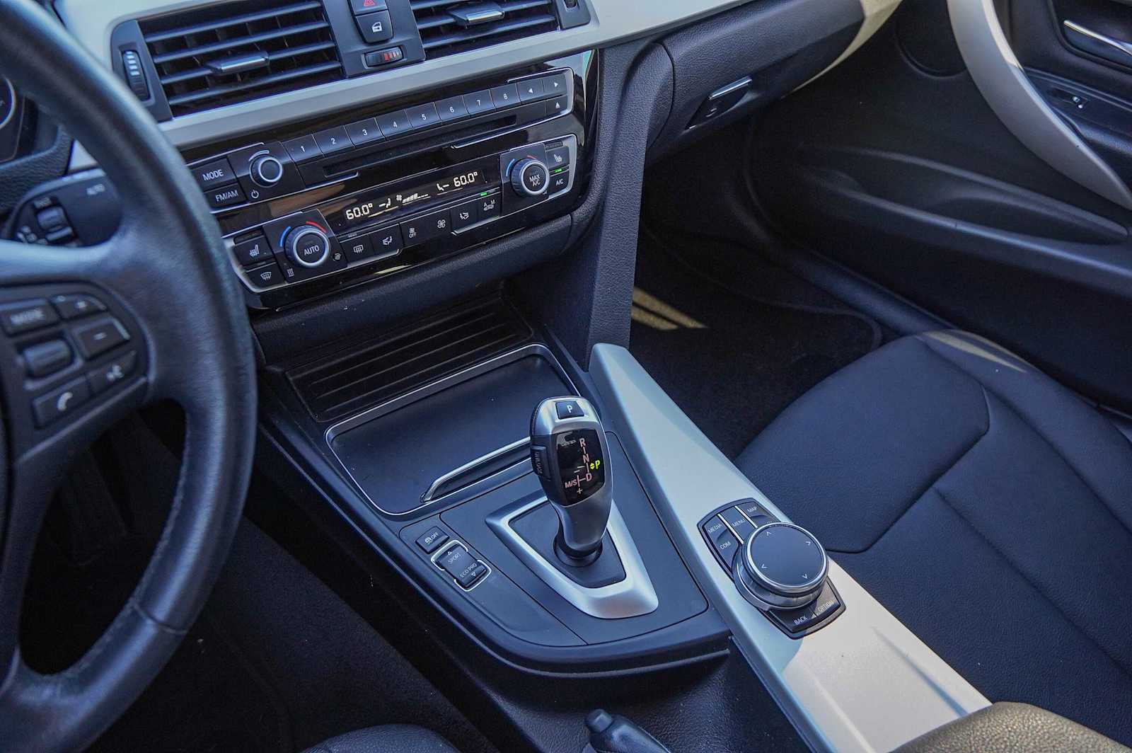 Thumbnail: 2018 BMW 3 Series - 18