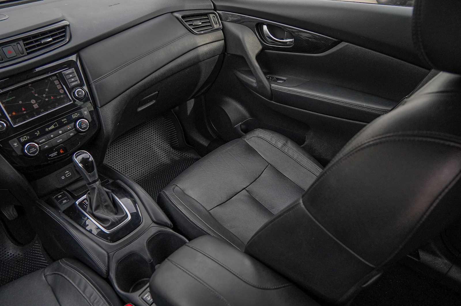 Thumbnail: 2019 Nissan Rogue - 26