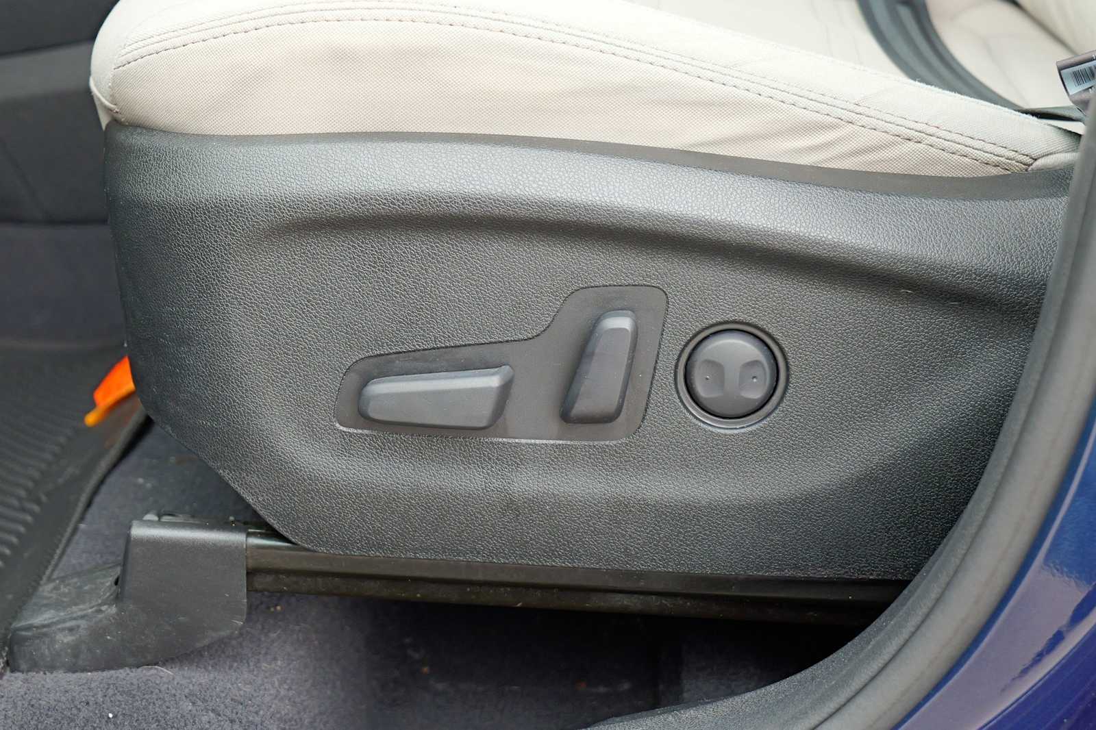 Thumbnail: 2019 Kia Sorento - 22