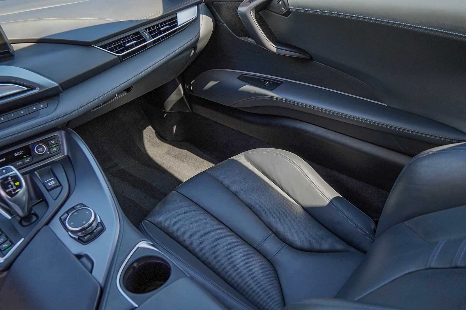 Thumbnail: 2016 BMW  - 37