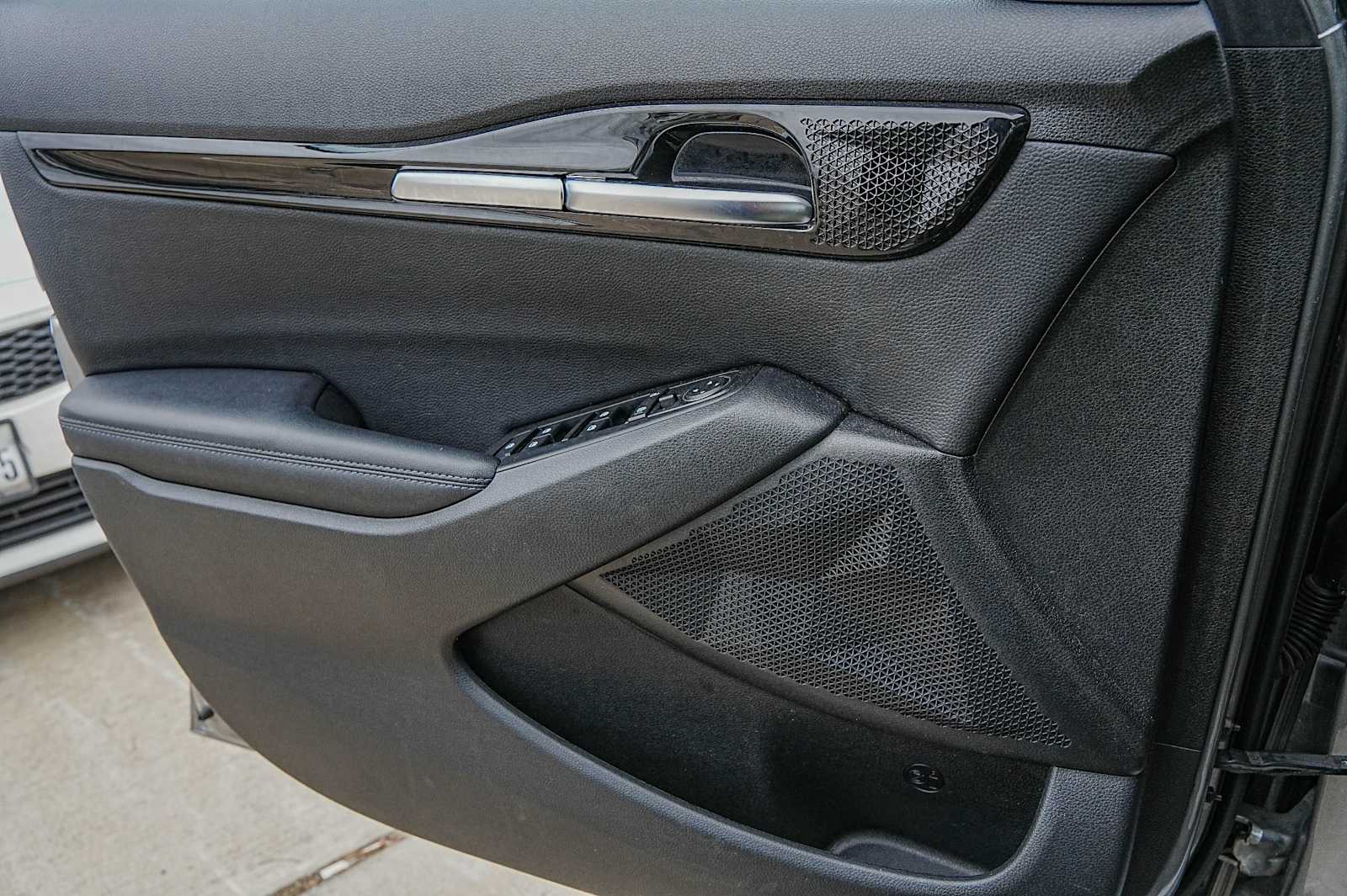 Thumbnail: 2023 Kia Seltos - 22