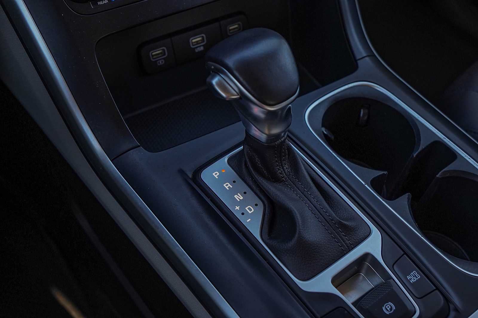 Thumbnail: 2024 Kia Carnival - 20