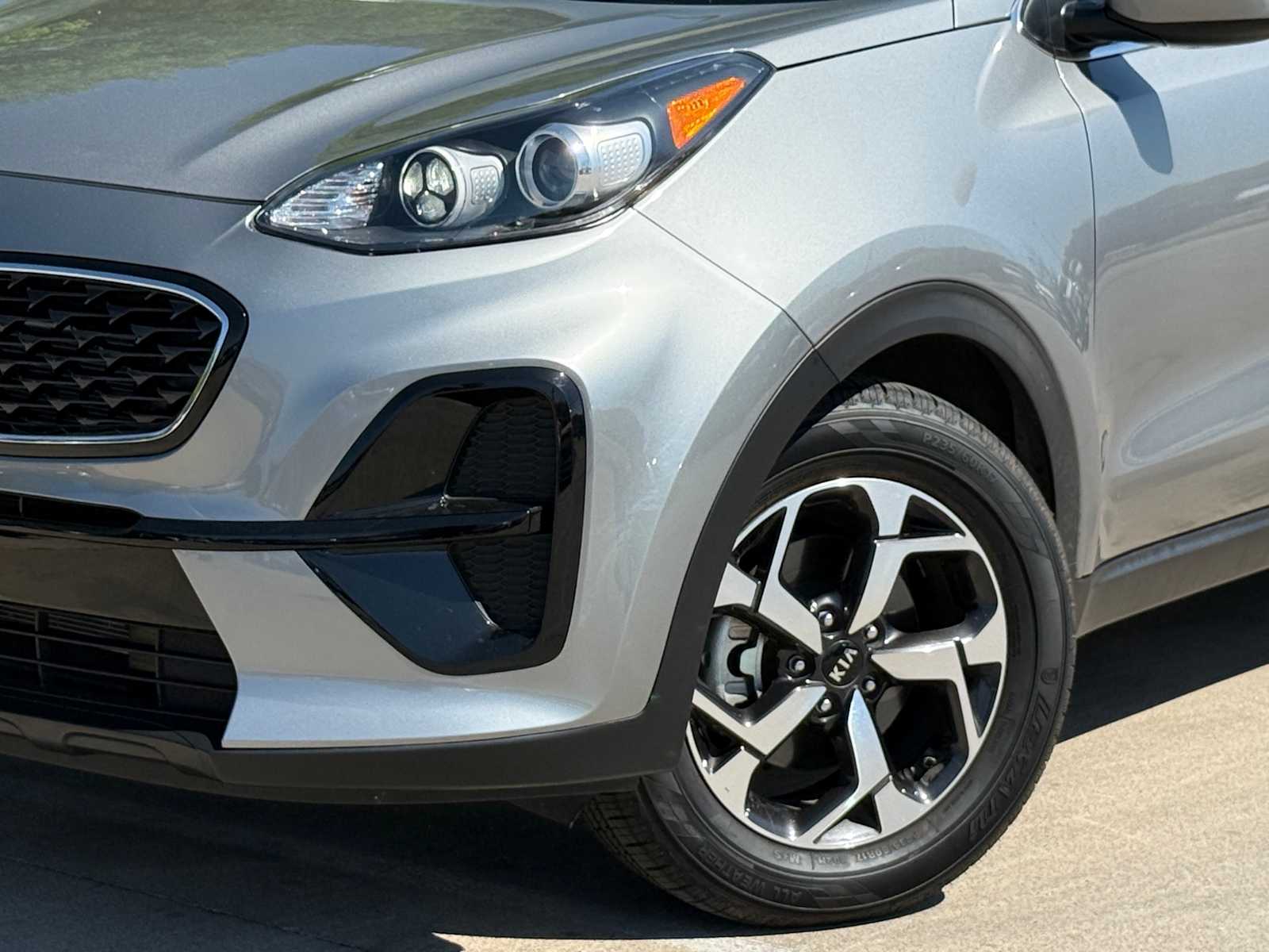 Thumbnail: 2022 Kia Sportage - 2