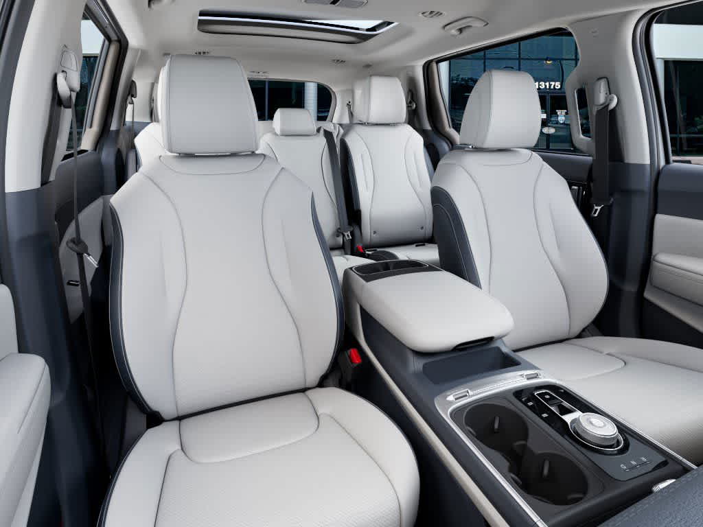 Thumbnail: 2026 Kia Carnival - 15