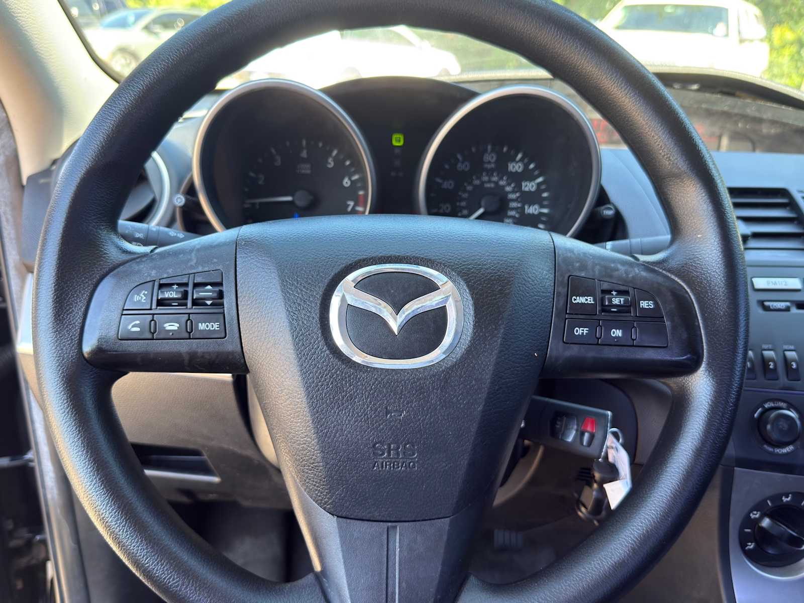 Thumbnail: 2011 Mazda Mazda3 - 13