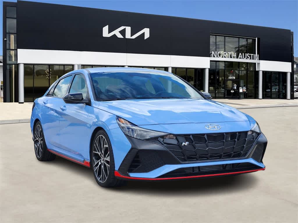 Thumbnail: 2023 Hyundai Elantra - 3