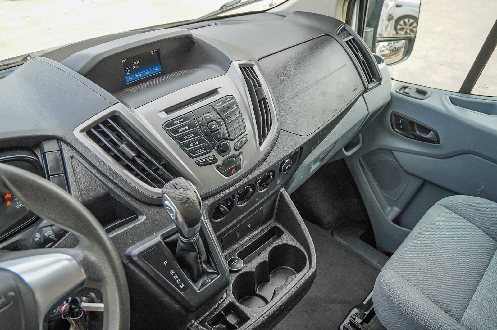 Thumbnail: 2016 Ford Transit Series - 16