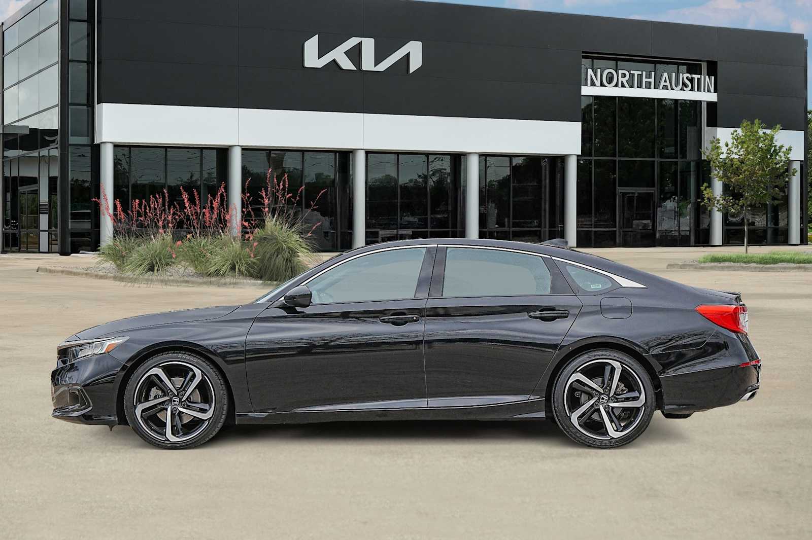 Thumbnail: 2021 Honda Accord - 4