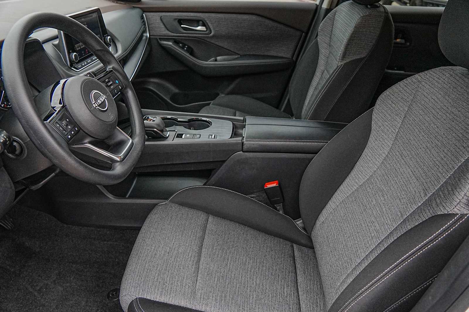 Thumbnail: 2023 Nissan Rogue - 10