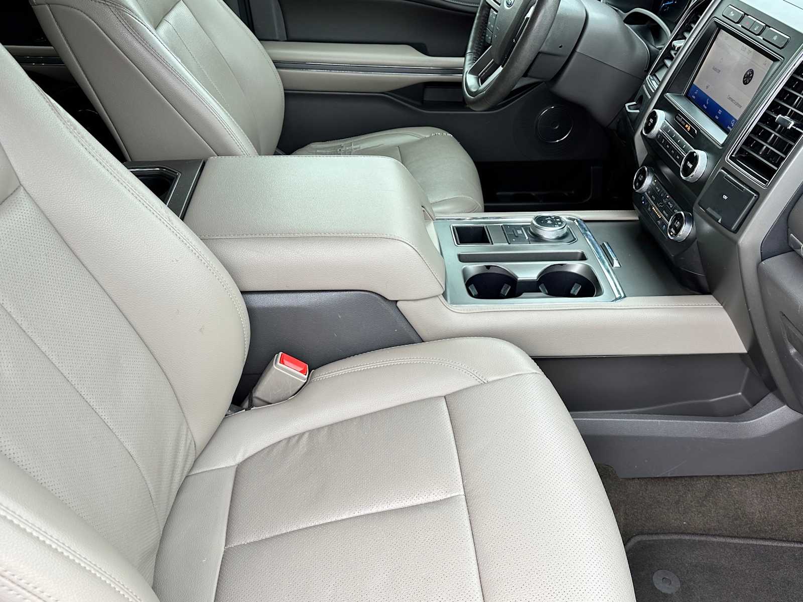 Thumbnail: 2020 Ford Expedition - 20