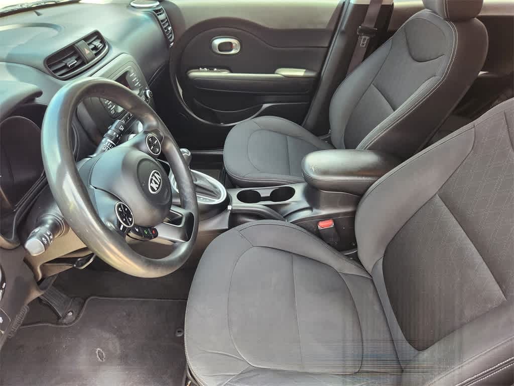 2014 Kia Soul Base 13