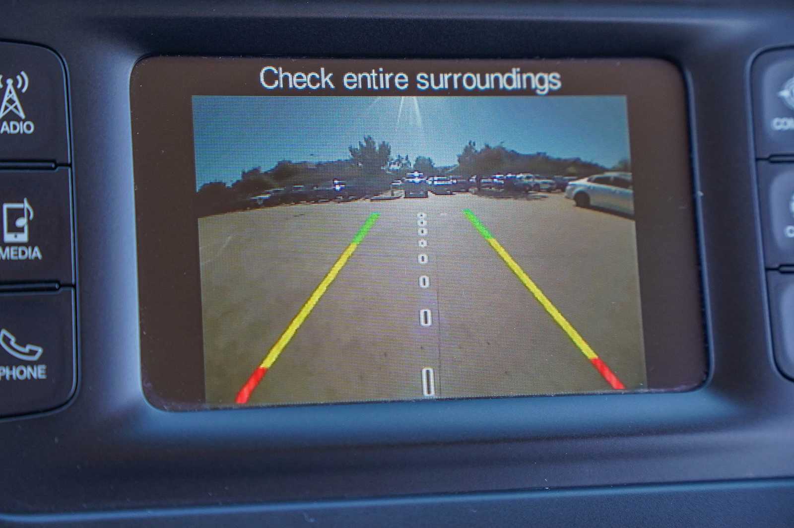 Thumbnail: 2016 Jeep Cherokee - 16