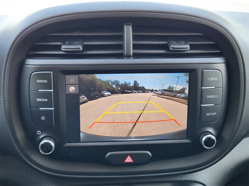 2023 Kia Soul LX 18