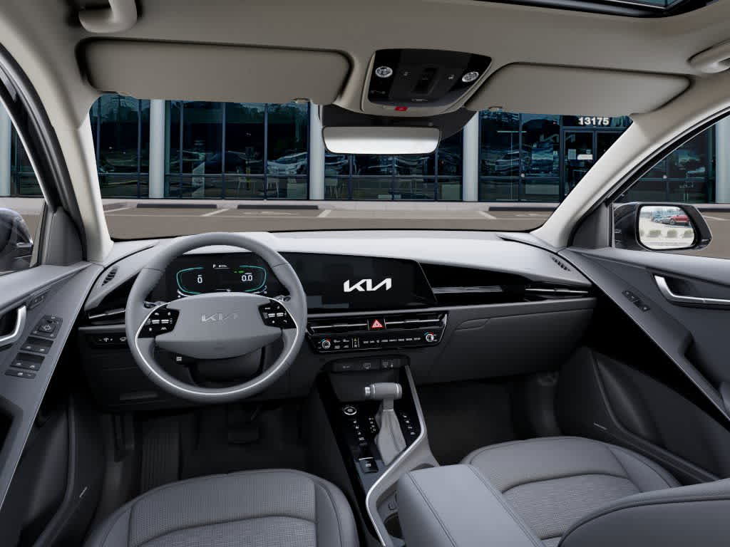 Thumbnail: 2025 Kia Niro - 14