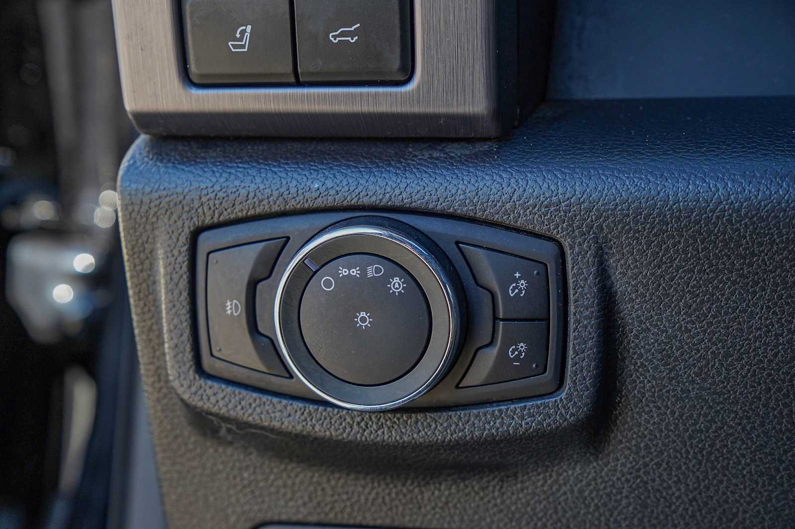 Thumbnail: 2019 Ford Expedition MAX - 23