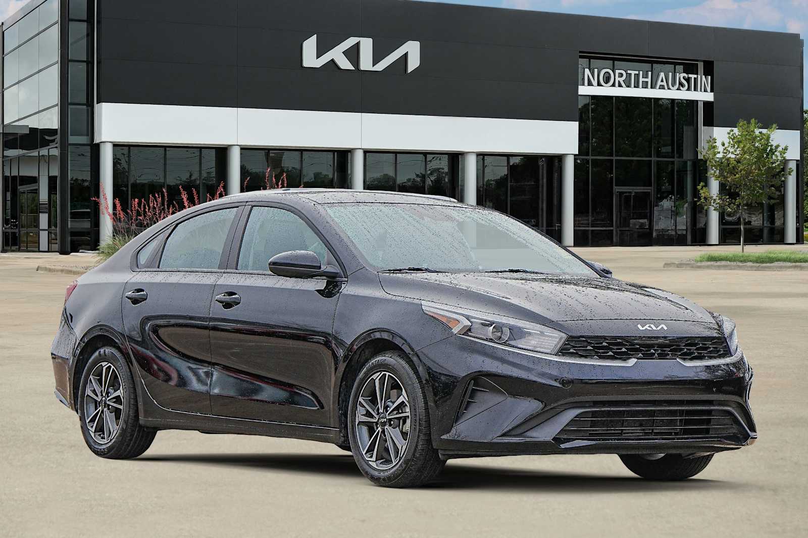 Thumbnail: 2024 Kia Forte - 8