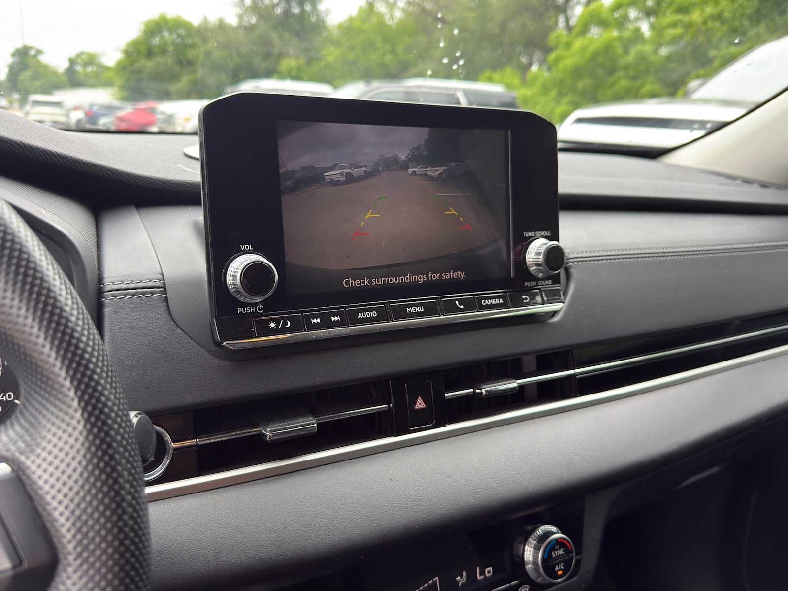 Thumbnail: 2022 Mitsubishi Outlander - 11