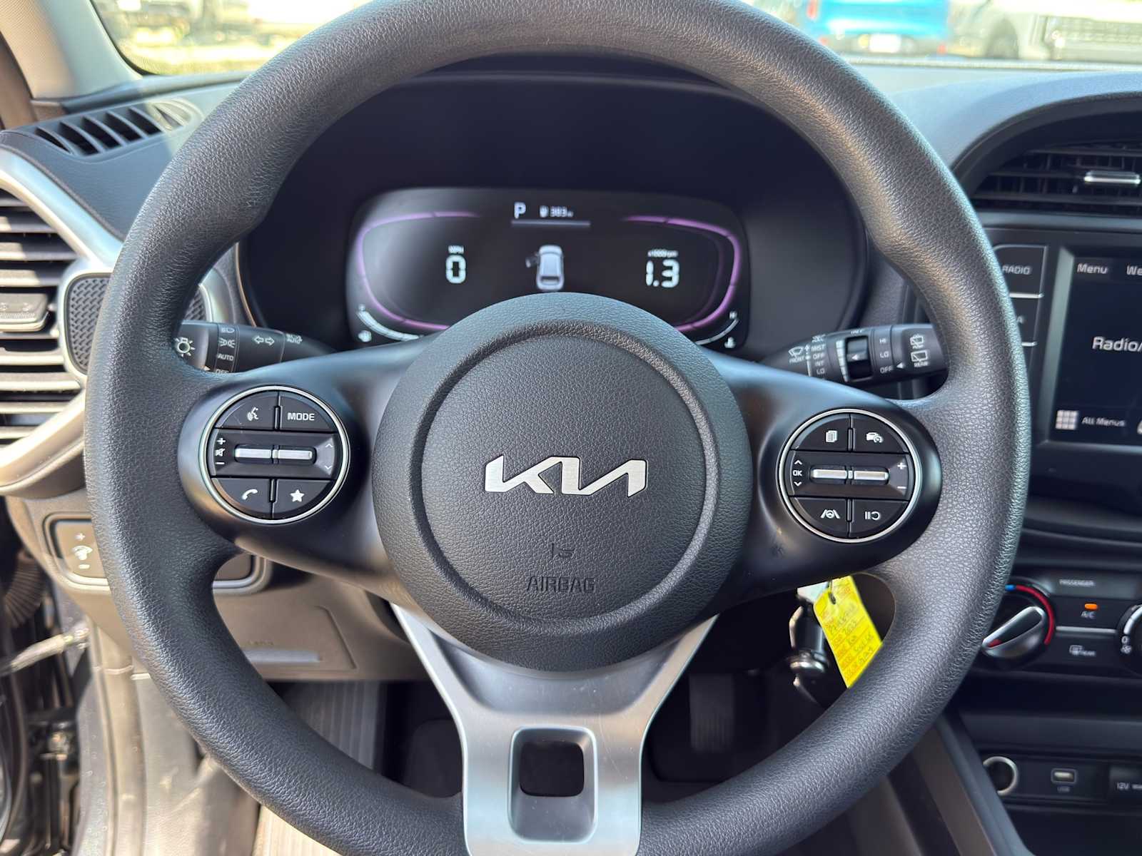 Thumbnail: 2023 Kia Soul - 16