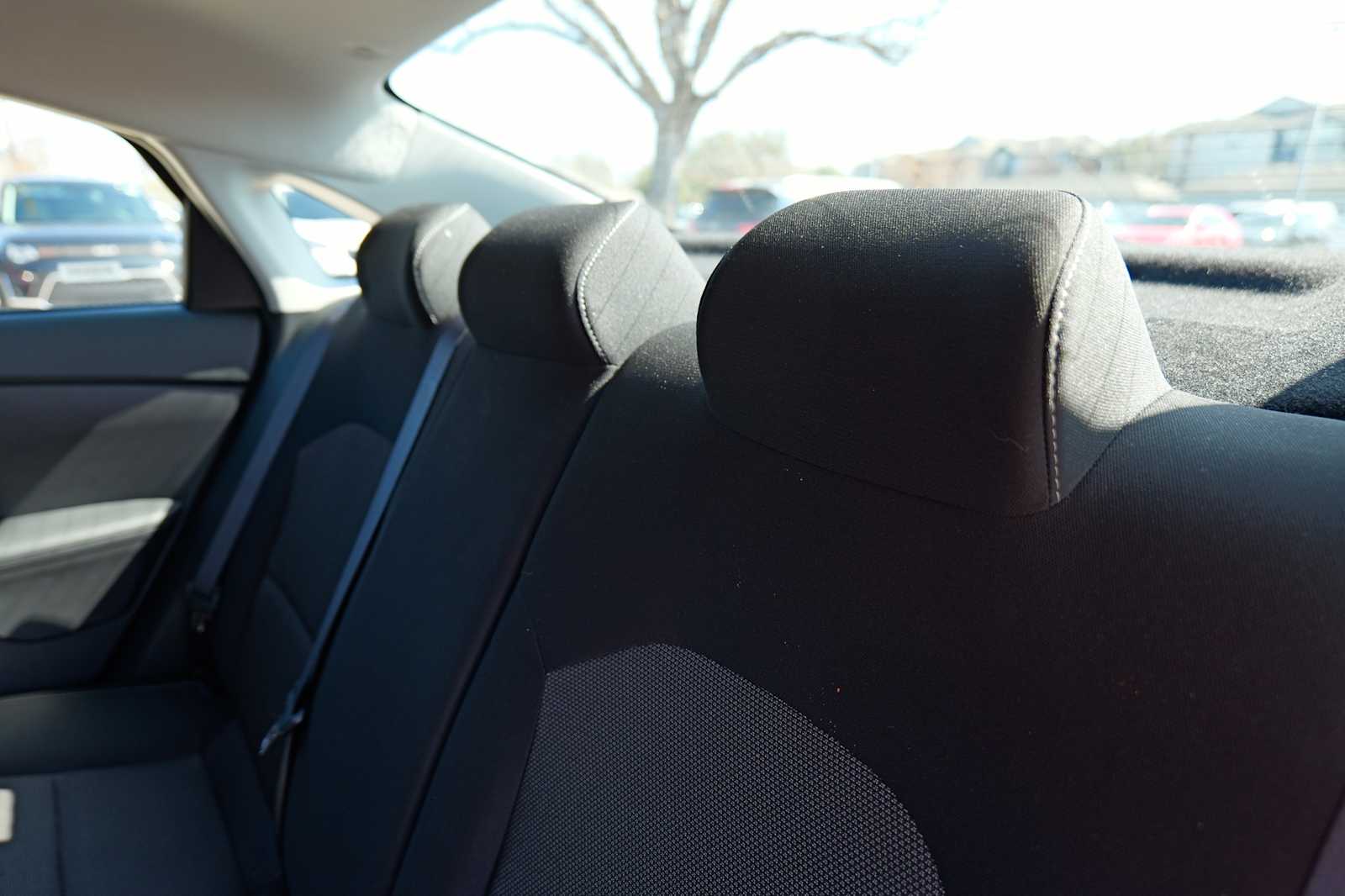 Thumbnail: 2024 Kia Forte - 25