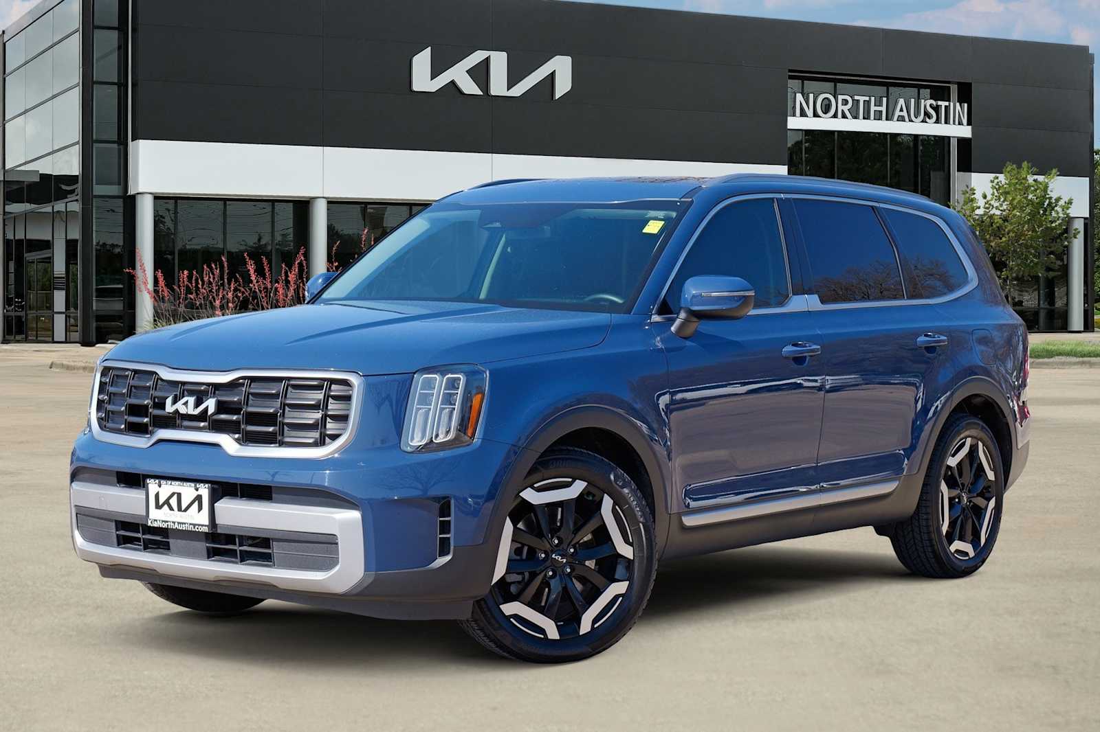 Thumbnail: 2023 Kia Telluride - 1