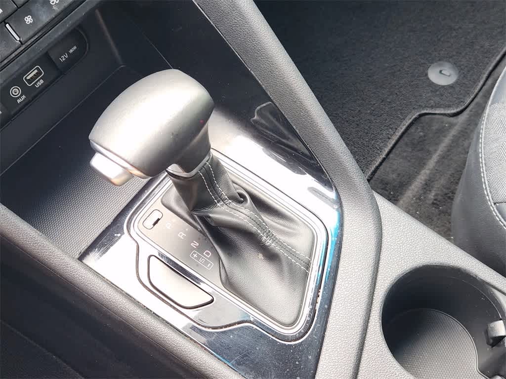 Thumbnail: 2019 Kia Niro - 18