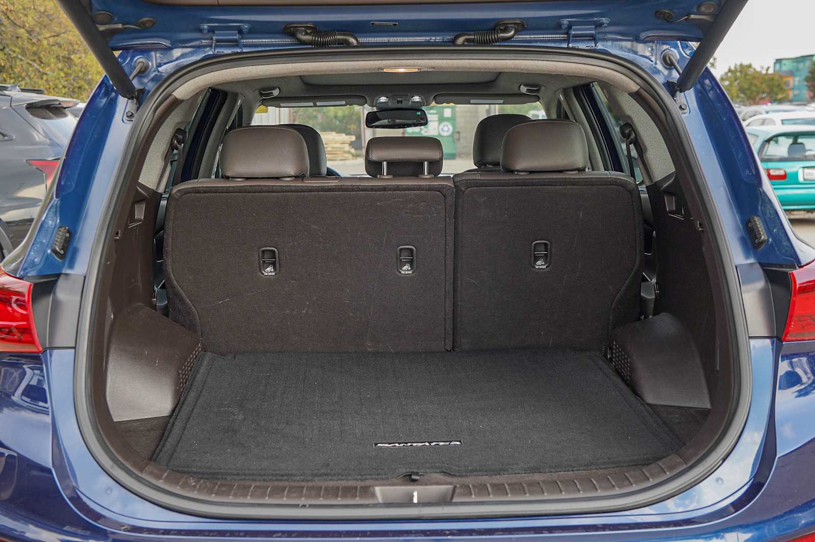 Thumbnail: 2019 Hyundai Santa Fe - 32