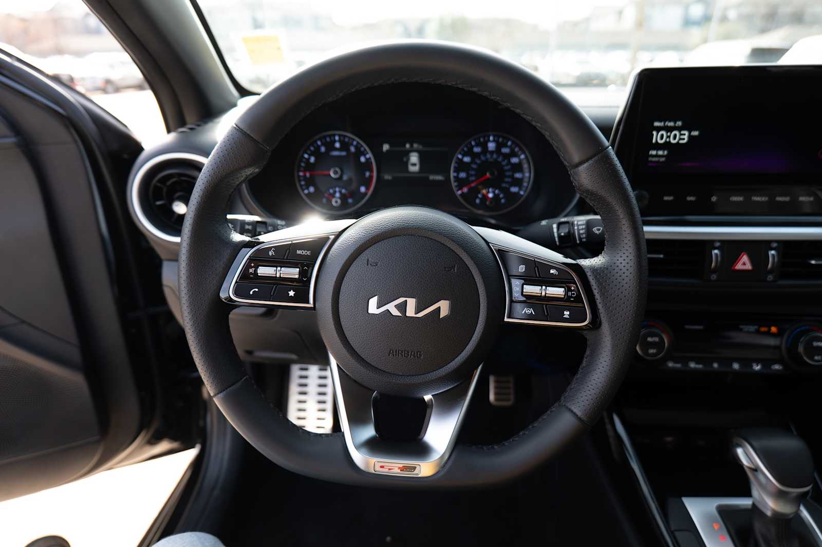 Thumbnail: 2024 Kia Forte - 12