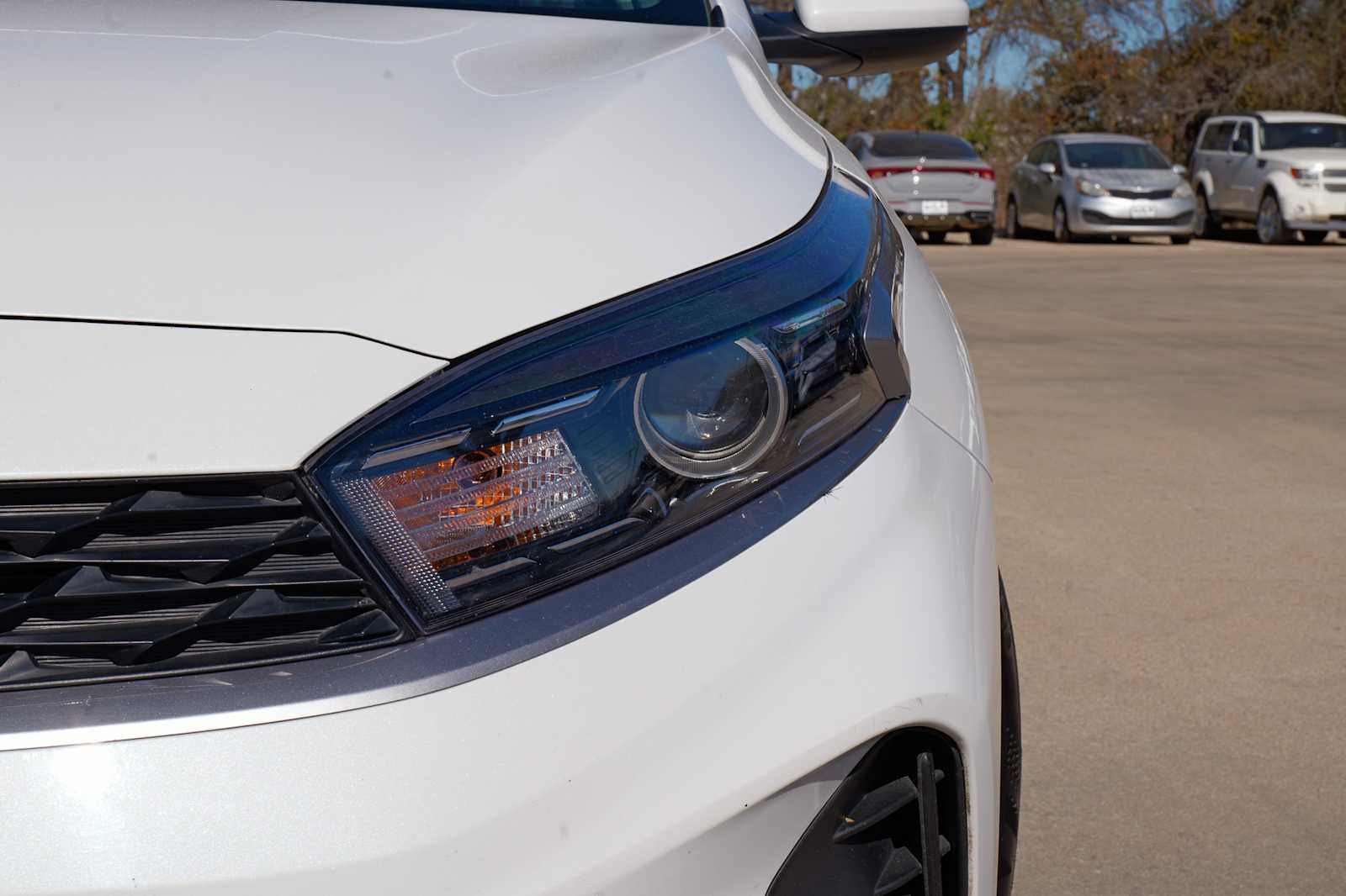 Thumbnail: 2024 Kia Forte - 3