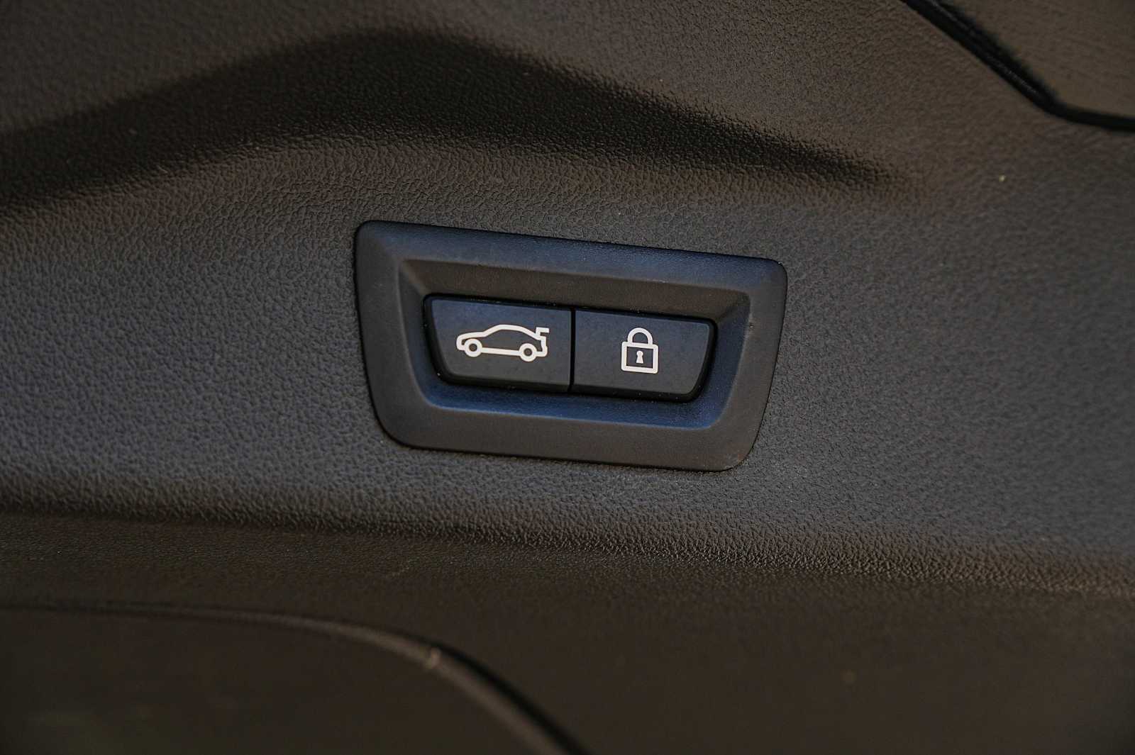 Thumbnail: 2023 BMW X7 - 35