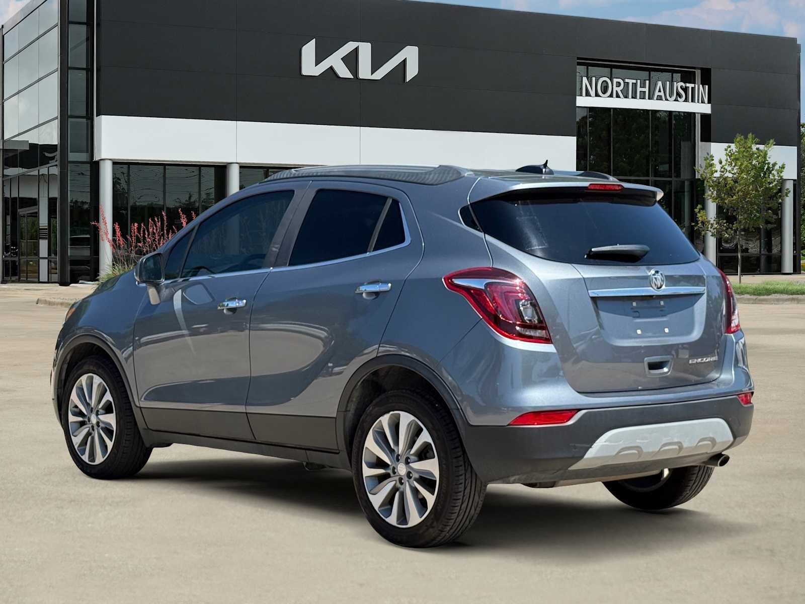 Thumbnail: 2020 Buick Encore - 6