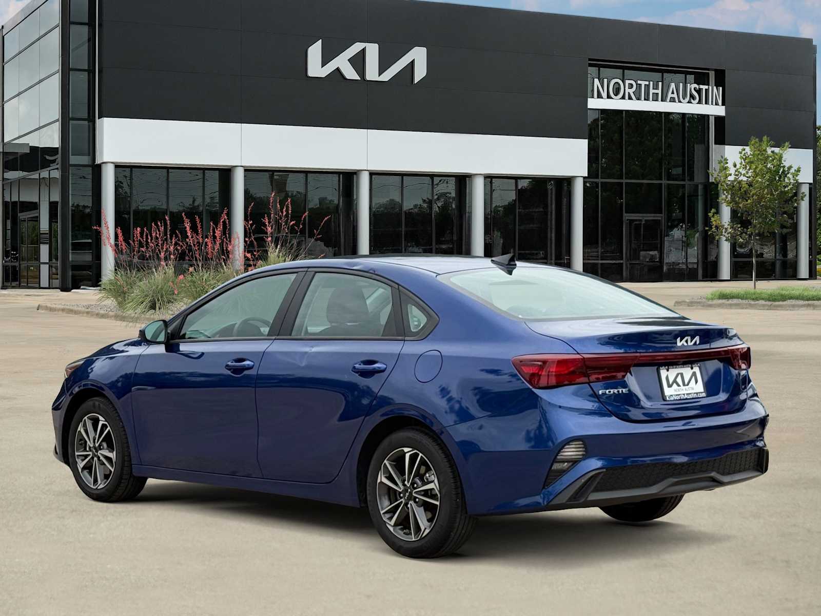 Thumbnail: 2023 Kia Forte - 3