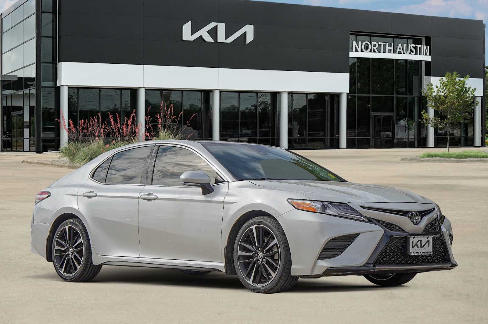 Thumbnail: 2020 Toyota Camry - 8
